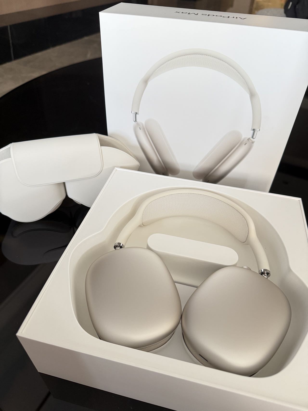 Mag Ultra 12 Headphones